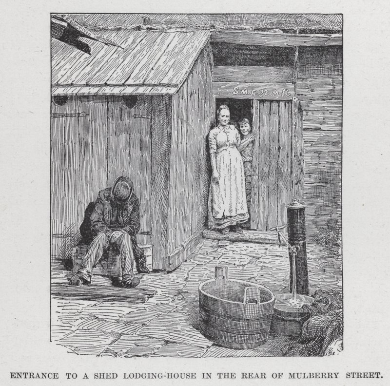 Sisäänkäynti Shed Lodging-taloon Mulberry Streetin takaosassa (litho) tekijältä American School