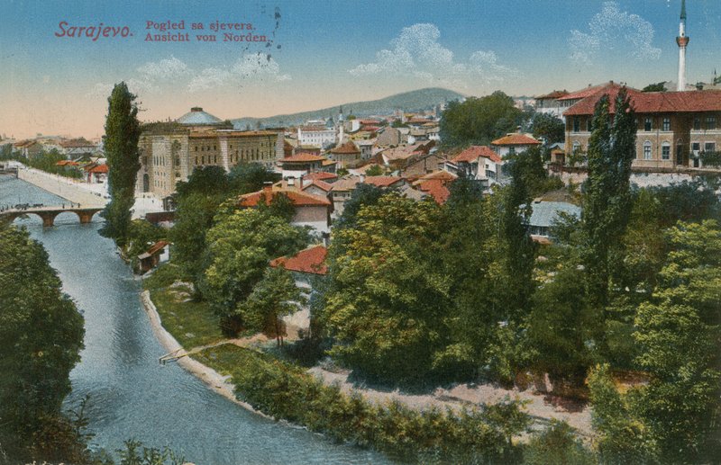 Sarajevo - näkymä kaupungin pohjoispuolelle. Postikortti lähetetty 1913. tekijältä Bosnian Photographer