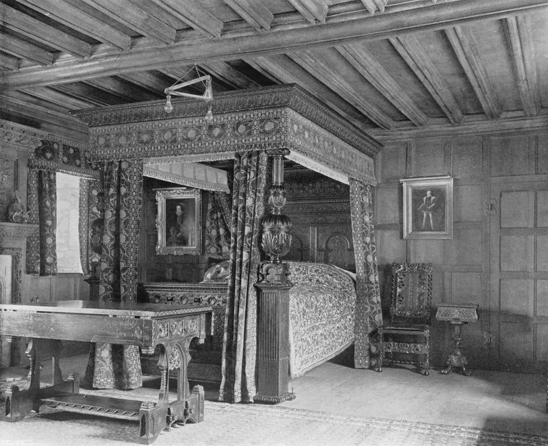 Henry VIII:n kammio tekijältä Charles Latham