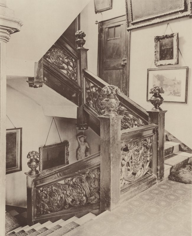 Talo High Street, Guildford, Staircase tekijältä Charles Latham