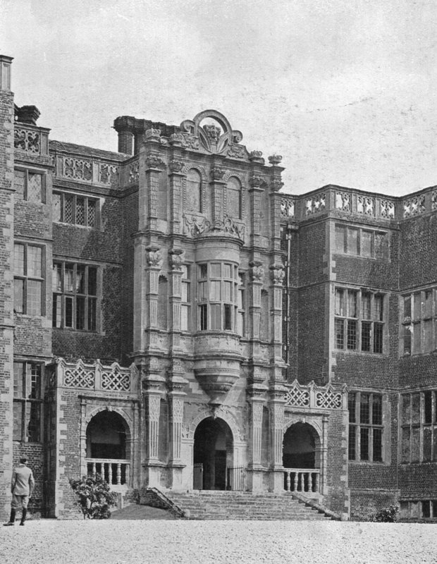 Sisäänkäynti Loggia tekijältä Charles Latham