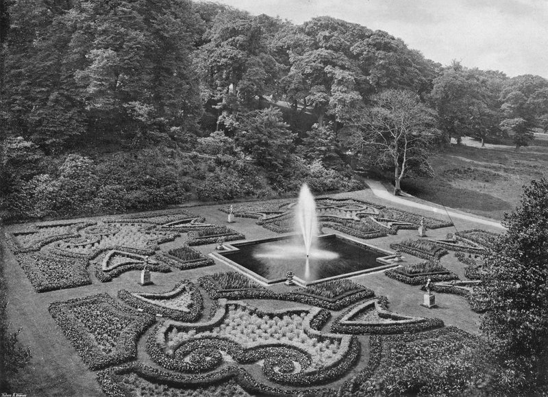 The Fountain Garden (m/w kuva) tekijältä Charles Latham