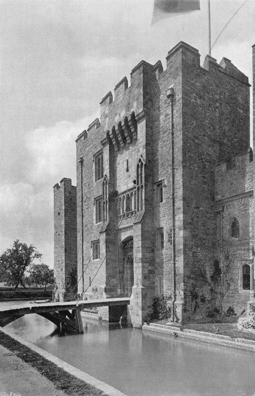Gatehouse tekijältä Charles Latham