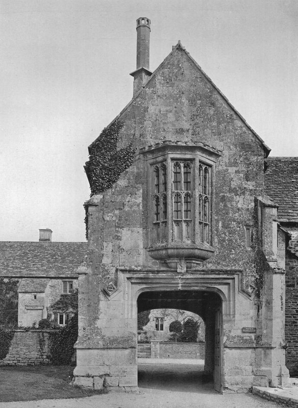 Gatehouse tekijältä Charles Latham