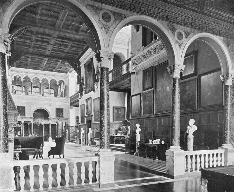 Suuri sali ja sen galleriat tekijältä Charles Latham