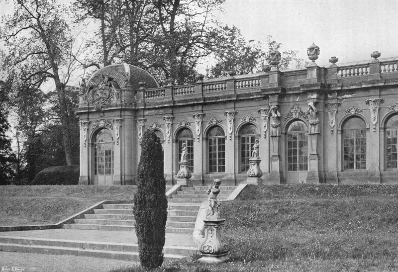 Orangery tekijältä Charles Latham