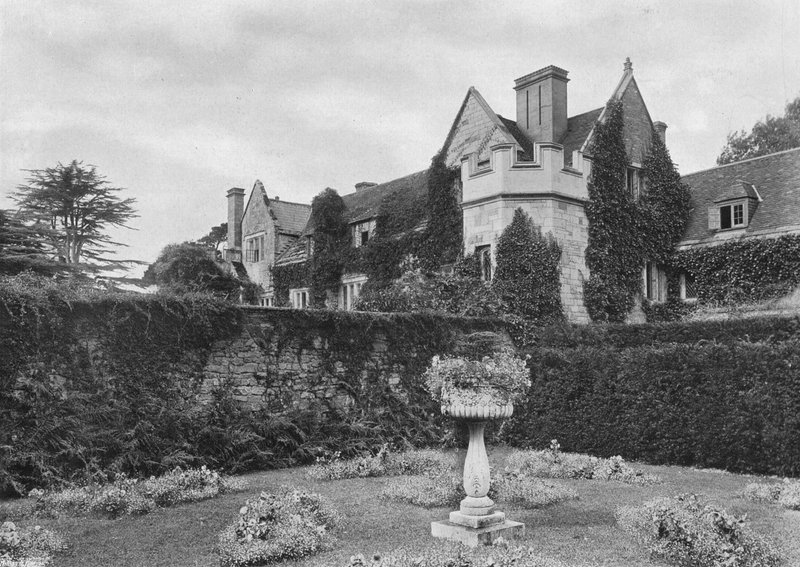 Privy Garden tekijältä Charles Latham