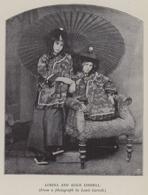 Lorina ja Alice Liddell (m/w kuva) tekijältä Charles Lutwidge Dodgson