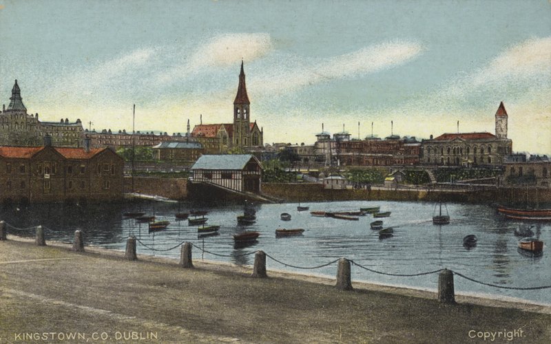 Dun Laoghaire Kingstown, Dublinin kreivikunta, Irlanti värillinen valokuva tekijältä Desire Chaineux