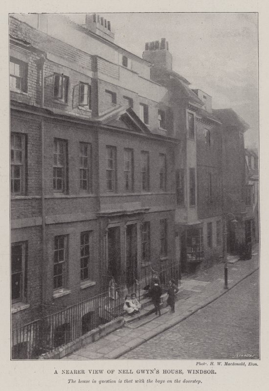 Lähikuva Nell Gwynn Housesta, Windsorista tekijältä English Photographer