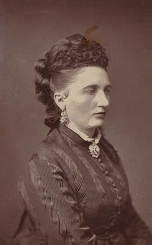 Arabella Goddard tekijältä English Photographer
