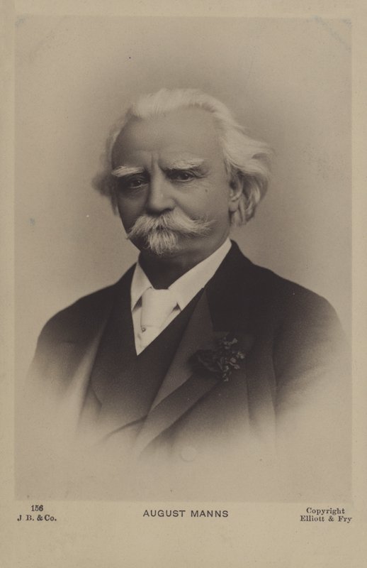 August Manns, saksalaissyntyinen brittiläinen kapellimestari tekijältä English Photographer