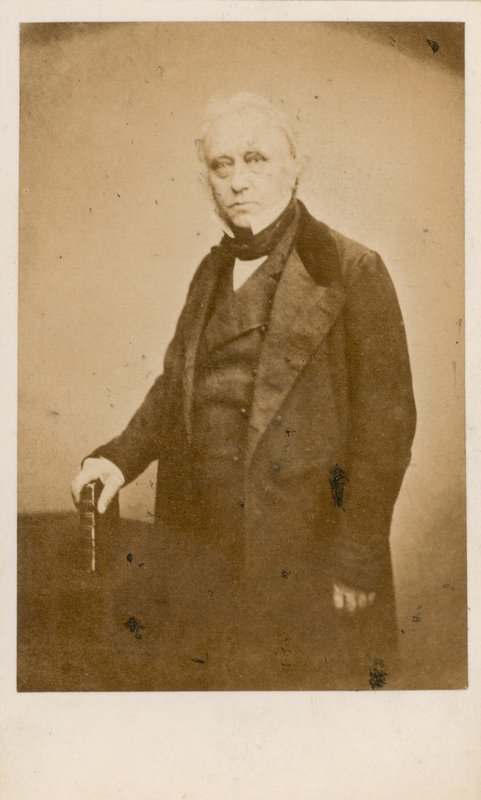 Paroni Macaulay tekijältä English Photographer