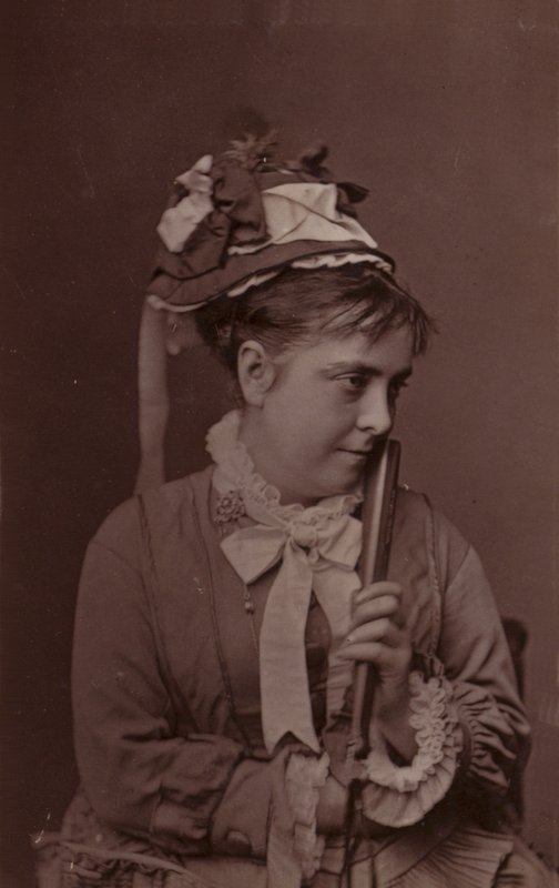 Bella Goodall tekijältä English Photographer