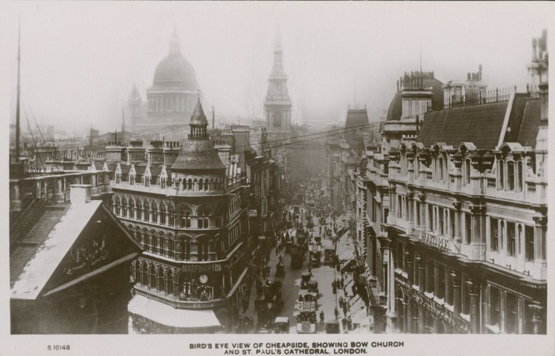 Birds Eye View of Cheapside näyttää Bow Church ja St Pauls Cathedral, Lontoo tekijältä English Photographer
