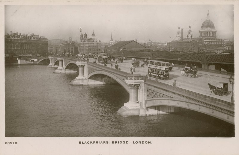 Blackfriars Bridge, Lontoo tekijältä English Photographer