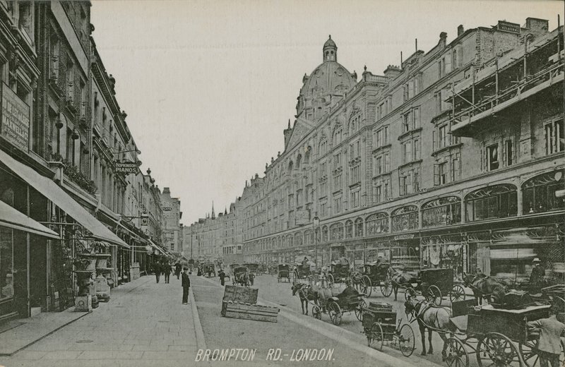Brompton Road, Lontoo tekijältä English Photographer
