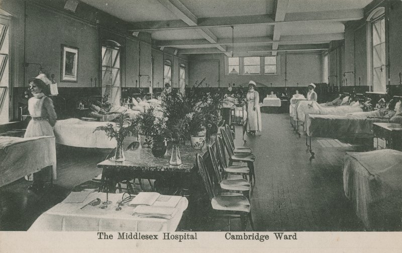 Cambridge Ward, Middlesex Hospital, Lontoo. Postikortti lähetetty 16. elokuuta 1913. tekijältä English Photographer