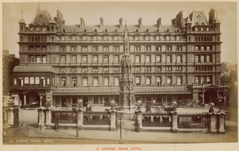 Charing Cross Hotel, Lontoo tekijältä English Photographer