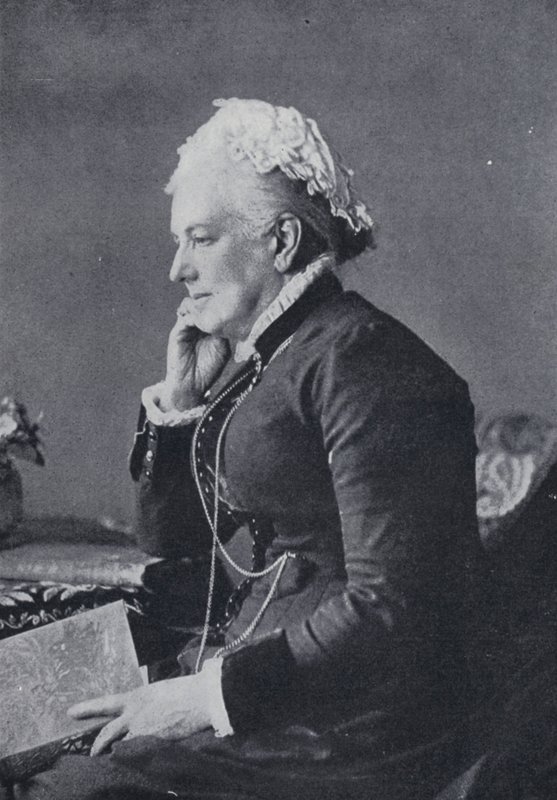 Charlotte Mary Yonge (m/v kuva) tekijältä English Photographer