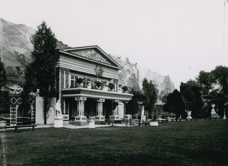Cremorne Gardens; Lontoo: Swiss Cottage tekijältä English Photographer