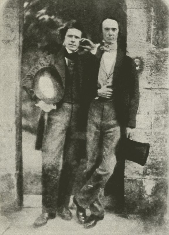 David Octavius Hill (esquerra) i W B Johnstone, director de la Scotish National Gallery (foto b/n) finlandès tekijältä English Photographer