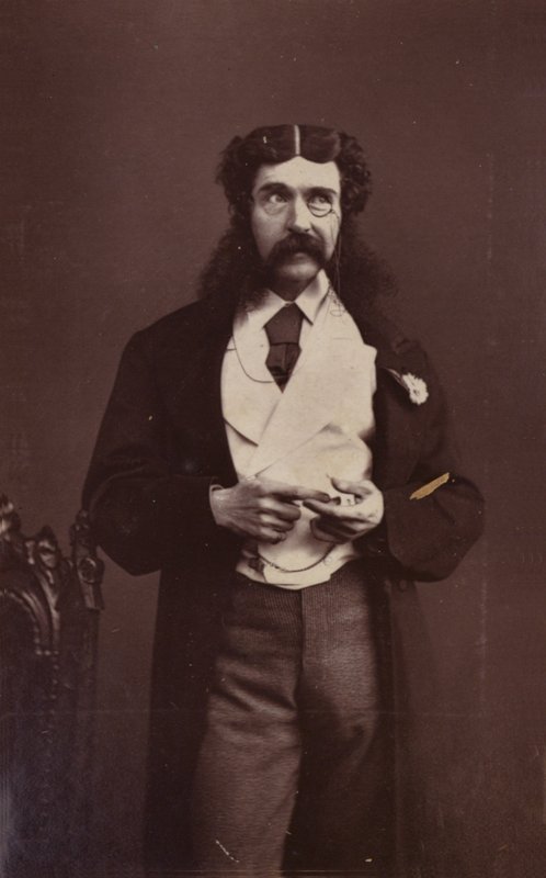 E.A. Solhern tekijältä English Photographer
