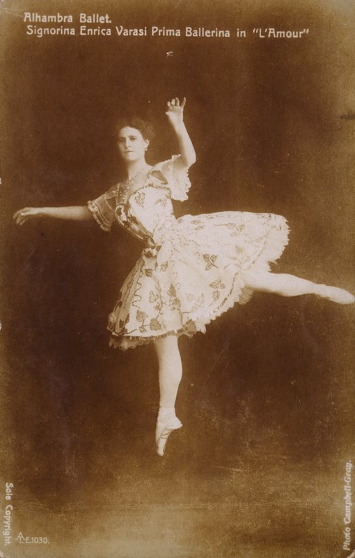 Enrica Varasi, primaballerina L "Amour at the Alhambra Ballet, Lontoo tekijältä English Photographer