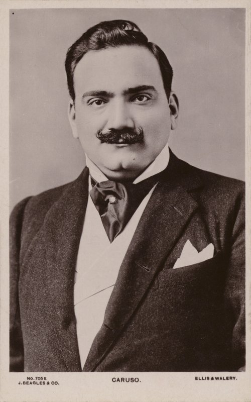 Enrico Caruso, italialainen tenori (1873-1921) tekijältä English Photographer