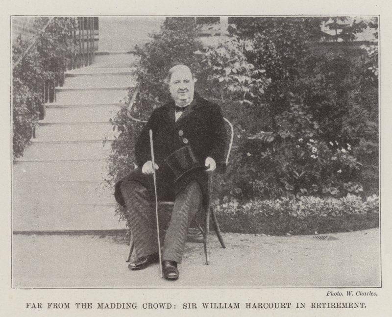 Kaukana hullusta joukosta, Sir William Harcourt eläkkeellä tekijältä English Photographer