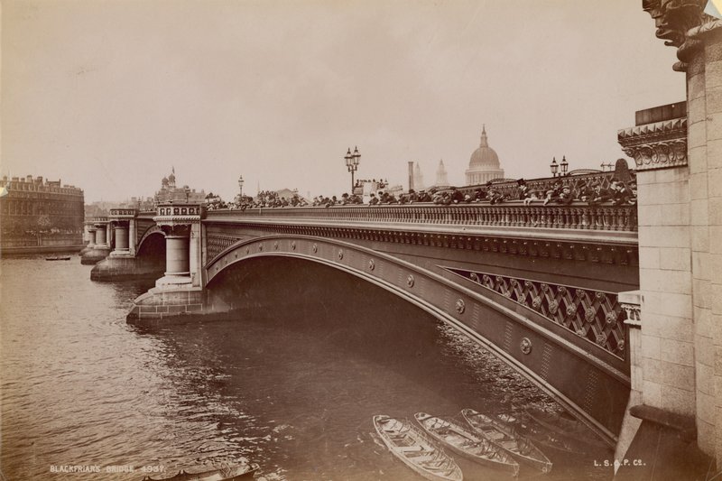 Yleisnäkymä Blackfriars Bridgestä tekijältä English Photographer