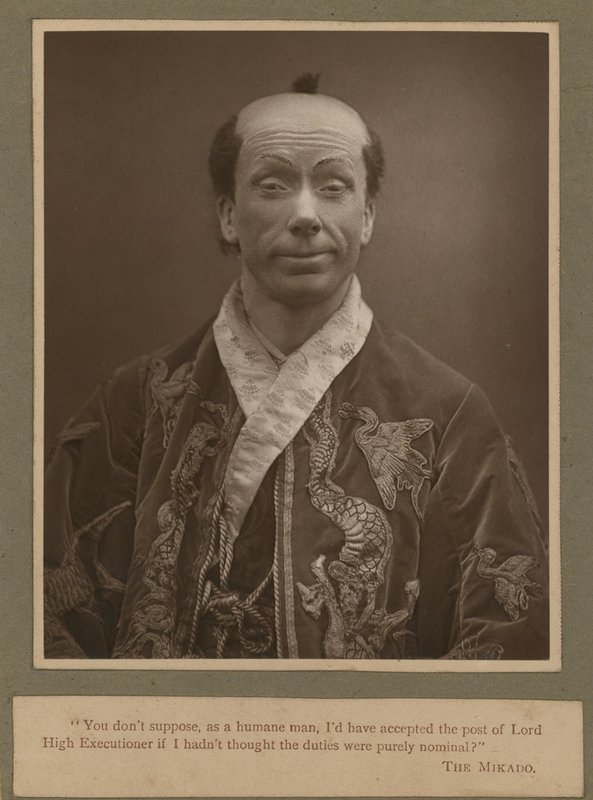 George Grossmith Ko-Kona elokuvassa The Mikado tekijältä English Photographer