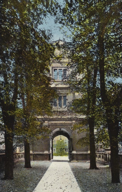 Gonville ja Caius College, hyveen portti tekijältä English Photographer