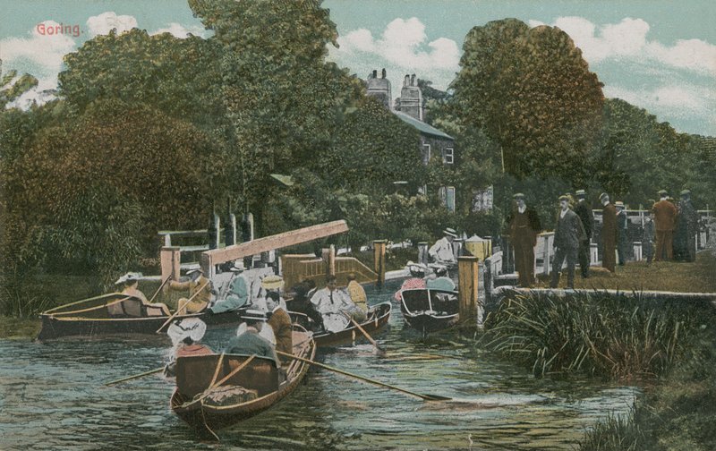 Goring - veneily joella. Postikortti lähetetty 1913. tekijältä English Photographer