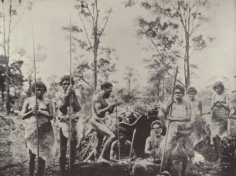 Queenslandin aboriginaalien ryhmä tekijältä English Photographer