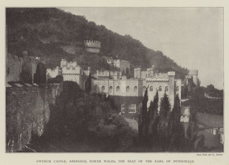 Gwrych Castle, Abergele, North Wales, Earl of Dundonaldin kotipaikka tekijältä English Photographer