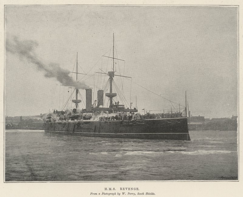 HMS Revenge tekijältä English Photographer