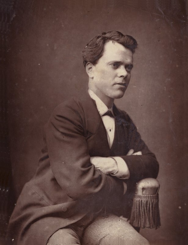 Harry Paulton tekijältä English Photographer