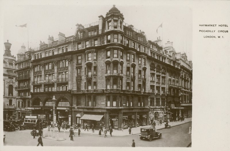 Haymarket Hotel, Piccadilly Circus, Lontoo tekijältä English Photographer