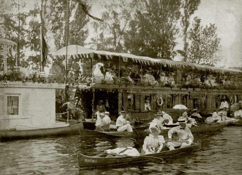 House-Boats at Henley (m/w kuva) tekijältä English Photographer