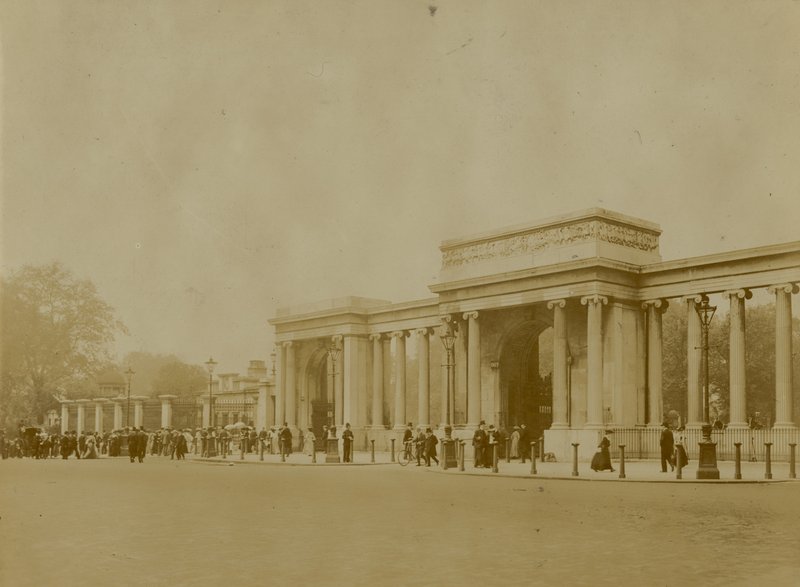 Hyde Park Corner, Lontoo tekijältä English Photographer