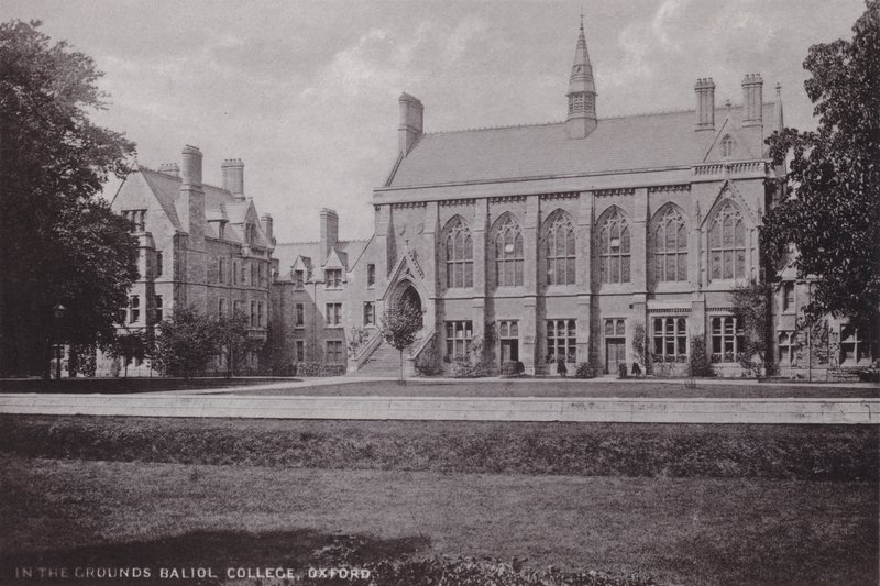 Grounds Balliol Collegessa, Oxfordissa tekijältä English Photographer