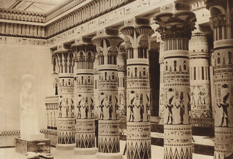 Egyptiläisen museon sisätilat Philae Porticon kanssa tekijältä English Photographer