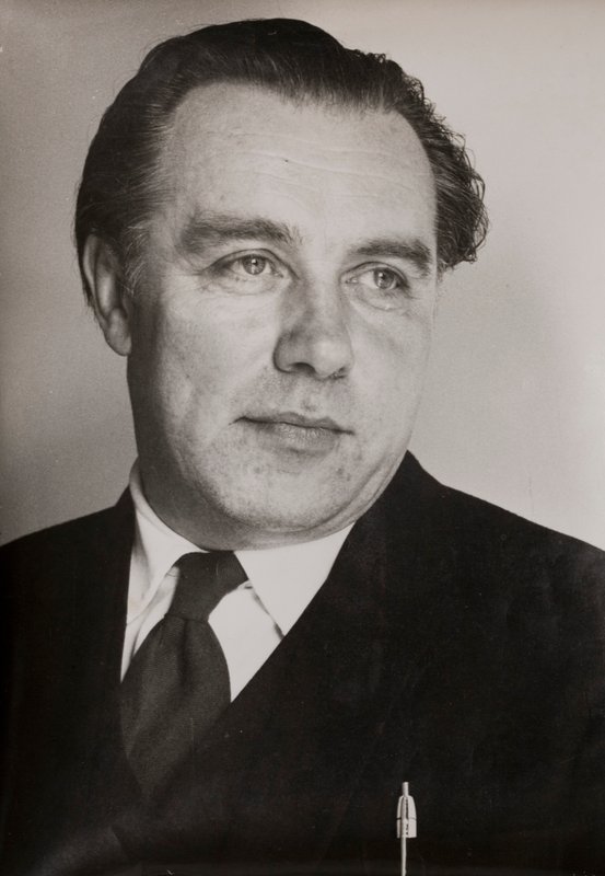 Jerzy Faczynski, puolalainen arkkitehti, joka tuli Britanniaan pakolaisena vuonna 1941 (m/v kuva) tekijältä English Photographer