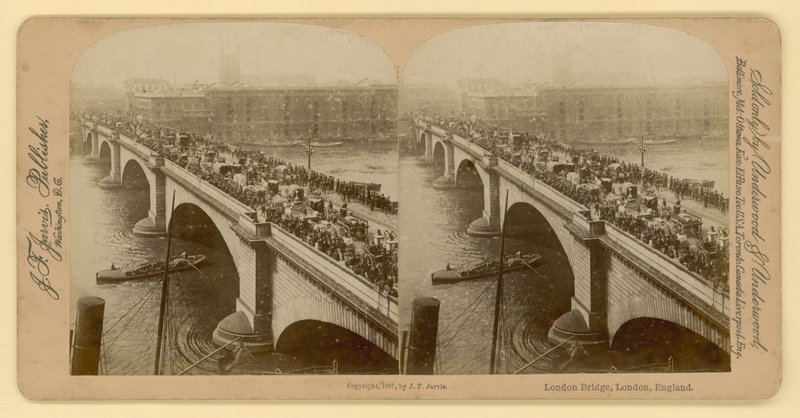 London Bridge, Lontoo tekijältä English Photographer
