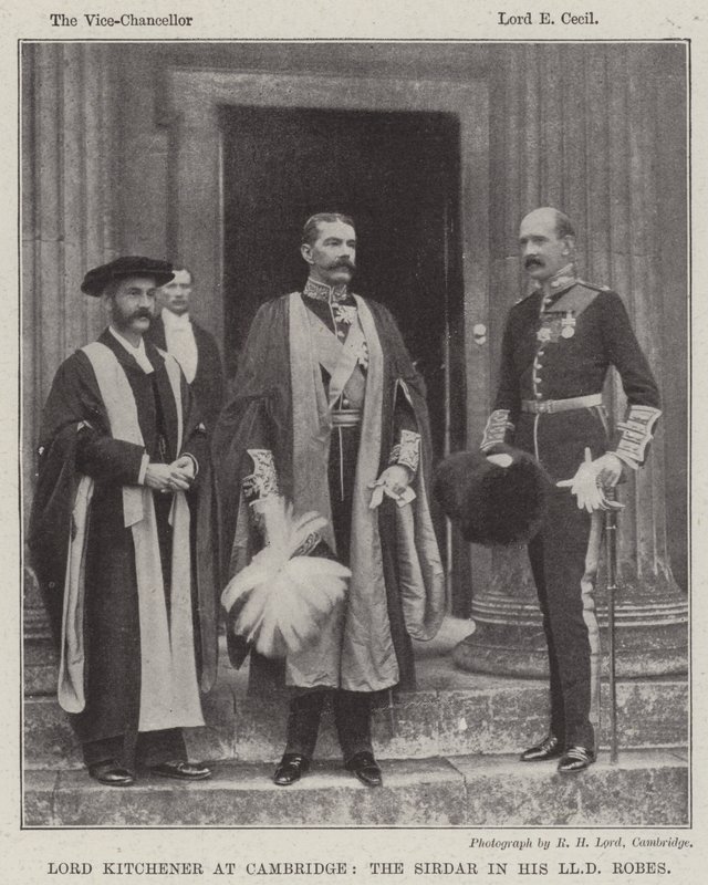 Lord Kitchener Cambridgessa, Sirdar LLD-vaatteissaan tekijältä English Photographer