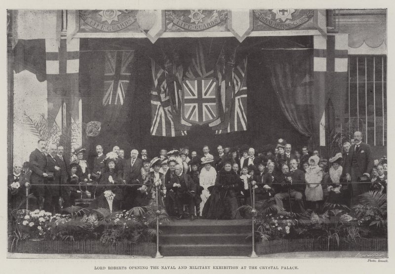 Lord Roberts avaa meri- ja sotilasnäyttelyn Crystal Palacessa tekijältä English Photographer
