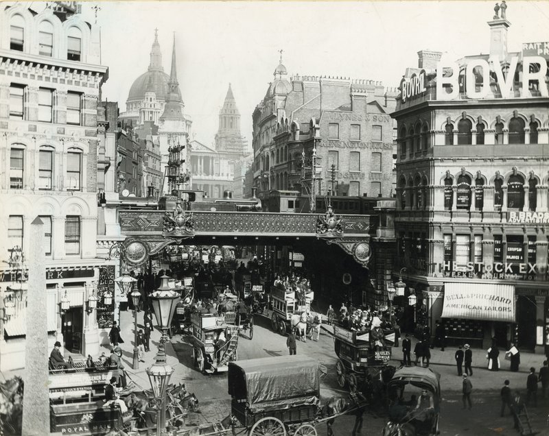Ludgate Circus, Lontoo, n. 1900 tekijältä English Photographer