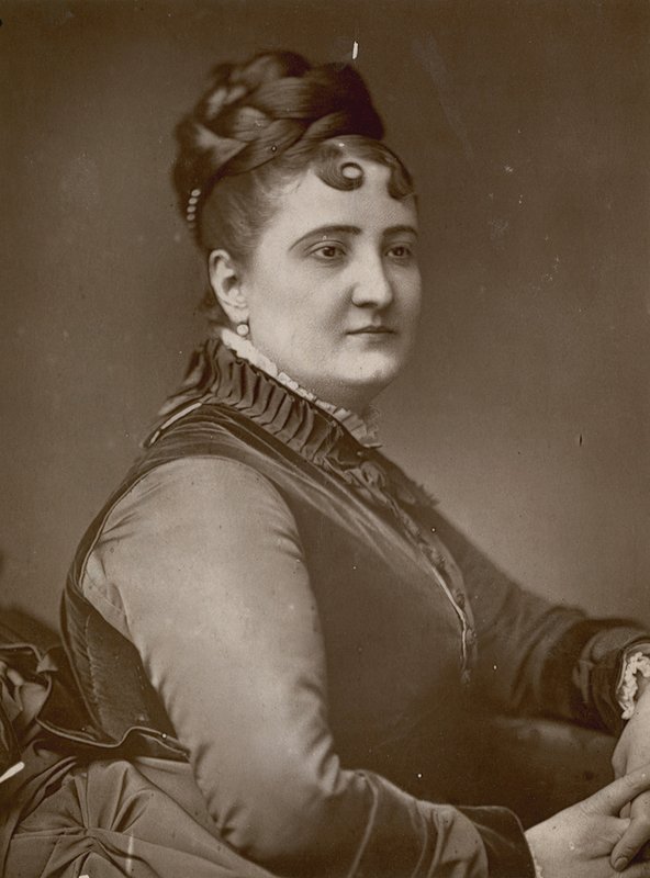 Mademoiselle Carlotta Patti tekijältä English Photographer