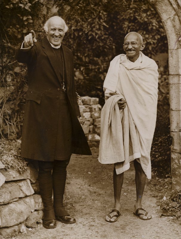 Mahatma Gandhi, intialainen itsenäisyysliikkeen johtaja Britannian vallasta (m/w kuva) tekijältä English Photographer